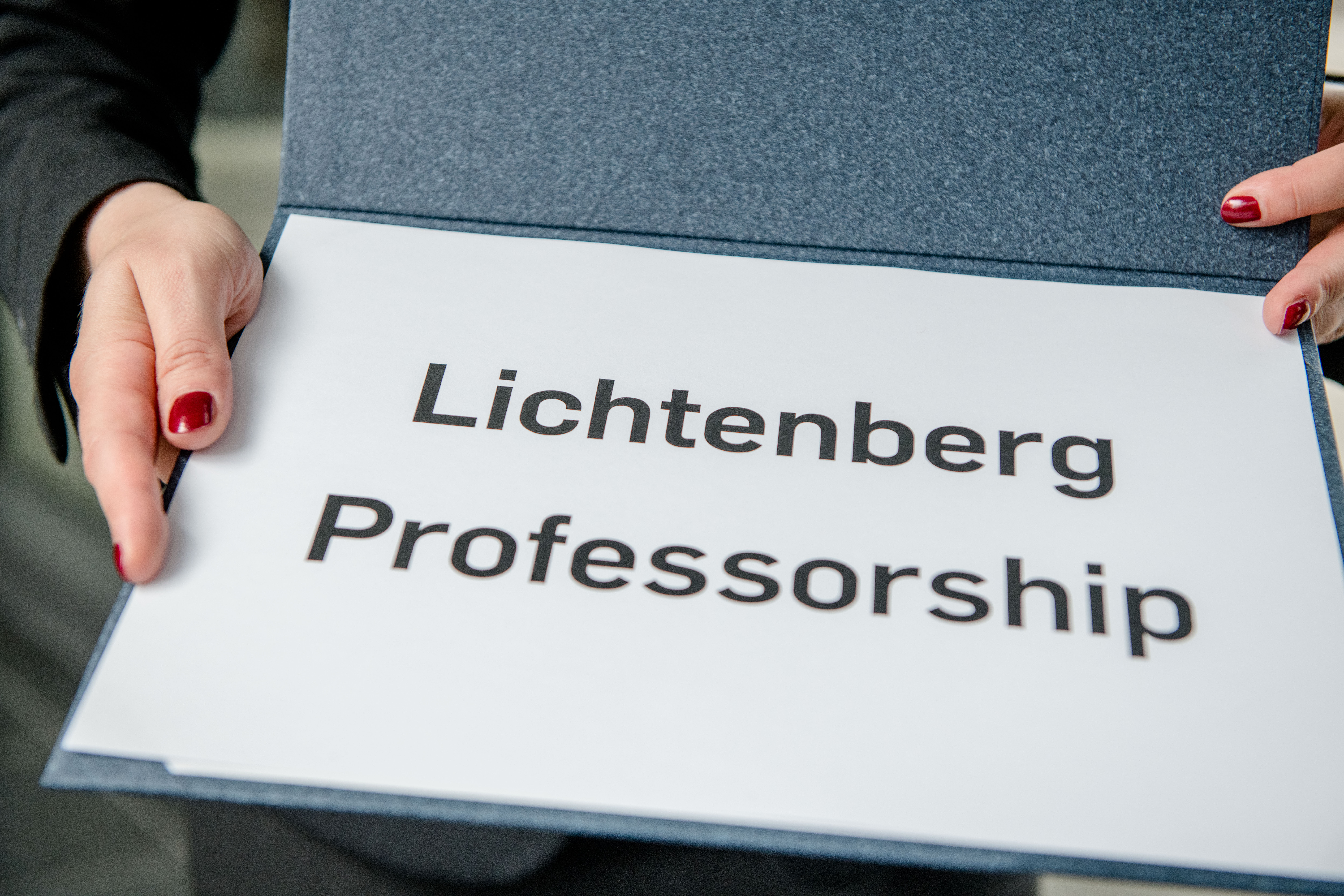 A folder with the inscription Lichtenberg professorship